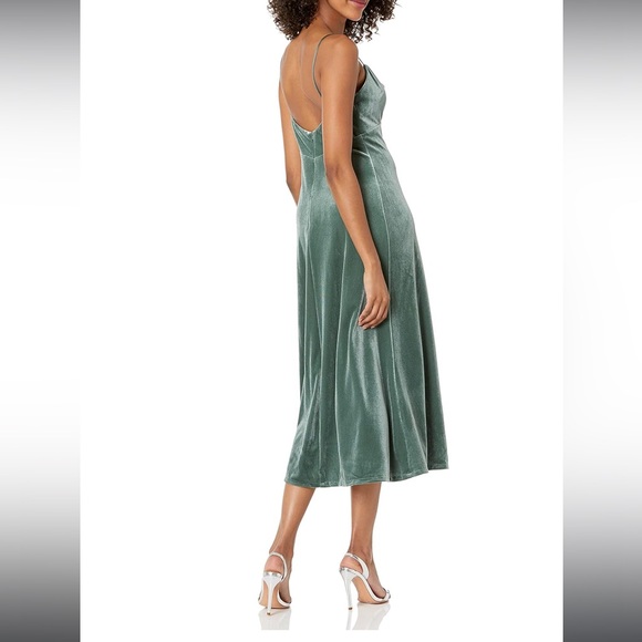Jenny Yoo Women's Saba‎ Velvet Cowl Neck Midi Slip Dress - Picture 2 of 5